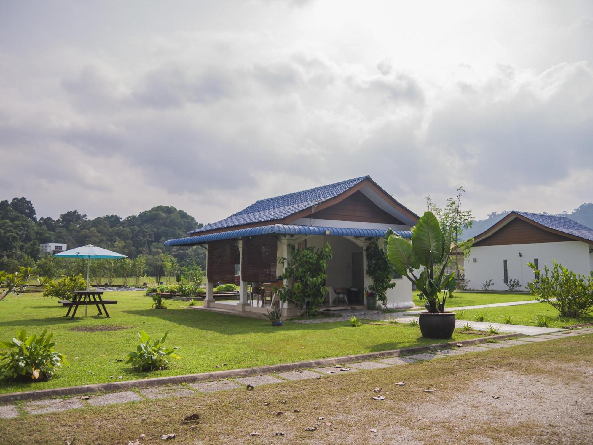 Apartament Halcyon Days @ Langkawi Pantai Cenang  Zewnętrze zdjęcie