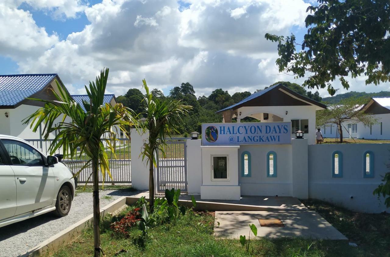 Apartament Halcyon Days @ Langkawi Pantai Cenang  Zewnętrze zdjęcie